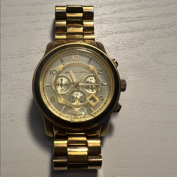 Michael Kors watch - Picture 2 of 3